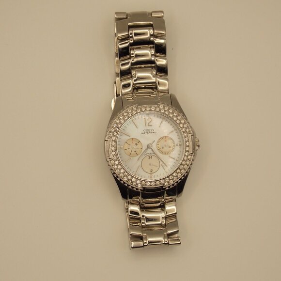 GUESS - WATERPRO G10561L 100M 37mm Multifunction Quartz Watch - Used - Picture 2 of 7